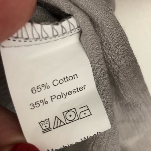 Emery Rose Button Down Ruffled Blouse - Picture 8 of 12